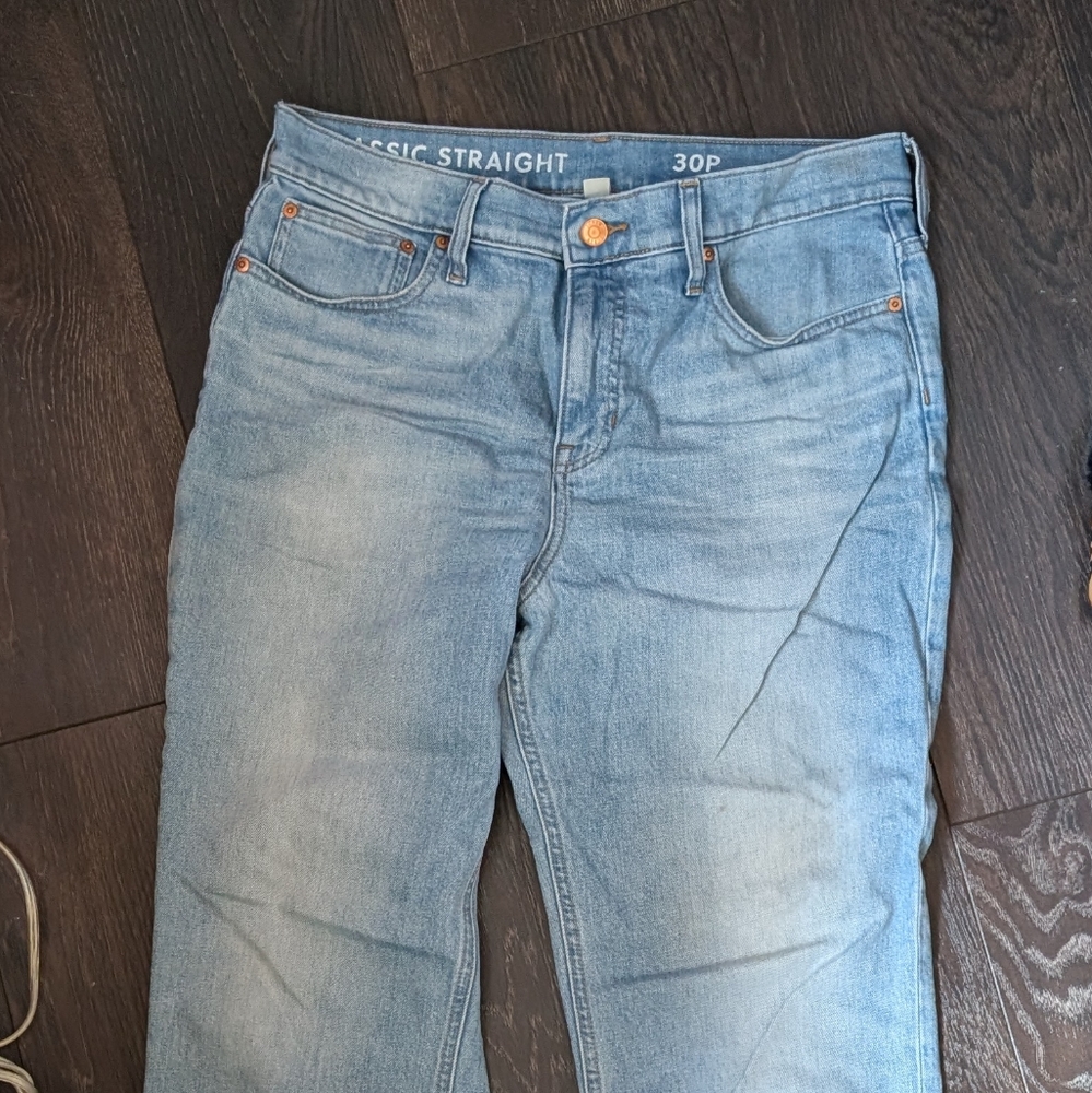 J crew Classic Straight Jeans 30P